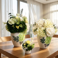 Arrangement floral, vase rond en porcelaine, bouquet de plantes réelles éternelles, rose, fleurs d'hortensia préservées pour la décoration de la maison, Noël