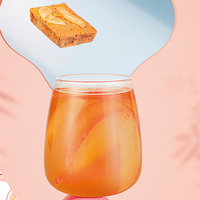Bloc de thé aux fruits lyophilisés au citron, saveur acidulée, en promotion
