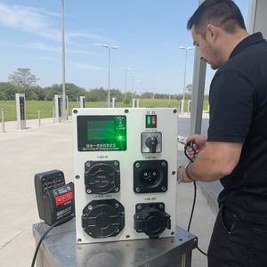 Compre Directamente del Proveedor, Fabricante de Vehículos Eléctricos, Cargador Portátil para Vehículos Eléctricos Tipo 1 y Tipo 2 GBT, Prueba de Corriente Nominal de 16 A para Pruebas de Cargadores Byd y Tesla - Product Image 4