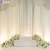 Arche métallique beige plissée ondulée LEDA pour décoration de mariages et événements, support de toile de fond pour mariage