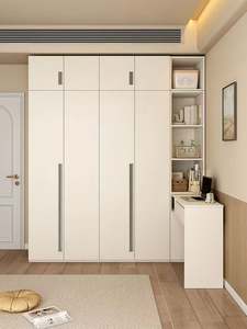 Armario de madera dura con 6 puertas tejidas Armario de armario grande con estantes ajustables y riel colgante - Product Image 2