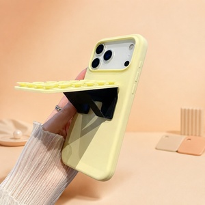 Funda de Silicona de Doble Cara con Succión para Teléfono, Color Sólido, Resistente a Golpes para iPhone - Product Image 4