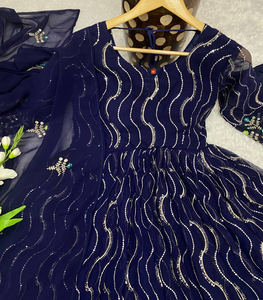 ชุดคลุมสไตล์ anarkali แบบดั้งเดิมสำหรับผู้ใหญ่ผู้หญิงชุดอินเดียปากีสถานแฟนซี - Product Image 3