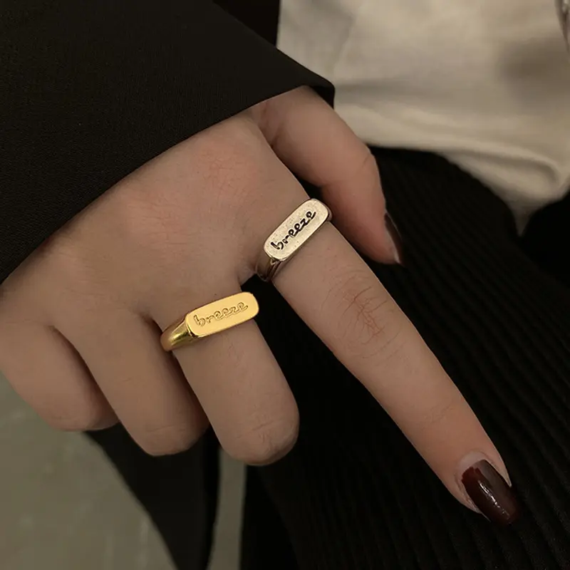 2022 New Alphabet Letter Rings Trend Hip Hop Fingerring Weiblich Französisch Stil Retro Silber Open Ring