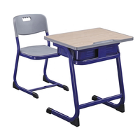 Promotion Mobilier de classe avec pupitres robustes Sièges pliables pour écoles élémentaires Ensemble de meubles de classe
