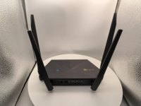 Router de Doble Banda WiFi6 Jinglai E2603 con 1 Puerto WAN y 3 Puertos LAN para Uso FTTH/FTTF