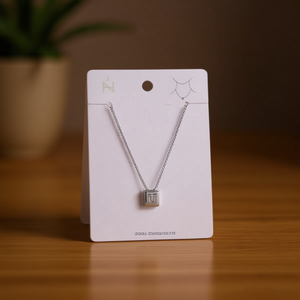 Collana con Ciondolo Lettera U in Acciaio Inossidabile Angelina, Catena a Serpente, Gioielli Minimalisti Unisex per Uso Quotidiano - Product Image 2