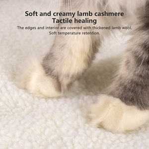 Casa para Gatos Plegable Portátil Grande Personalizada, Diseño de <span class=keywords><strong>Cueva</strong></span> de Tela con Rascador de Sisal y Juguete Colgante para Múltiples Mascotas - Product Image 3