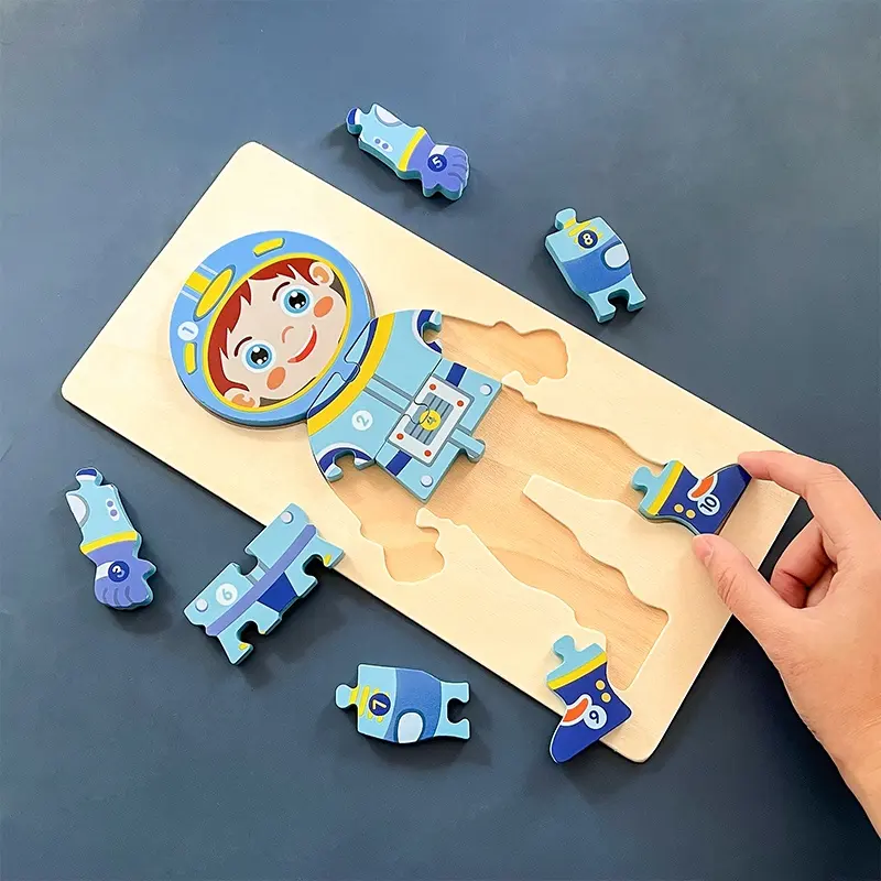 Juguetes educativos Montessori para niños, rompecabezas de madera de dibujos animados para niños, trabajador ASTRONAUTA