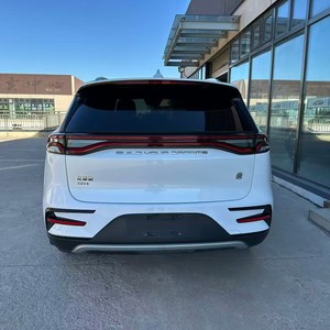 <span class=keywords><strong>รถยนต์</strong></span><span class=keywords><strong>มือ</strong></span>สอง BYD Tang-DM-i ปี 2023-2026 รถ SUV ไฮบริดแบบเสียบปลั๊ก 5 ประตู 7 ที่นั่ง <span class=keywords><strong>แบตเตอรี่</strong></span> Blade ระยะวิ่งไฟฟ้า 112-175 กม. ระยะทางรวม 1050 กม. (NEDC) - Product Image 1