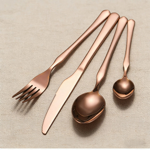 ชุดช้อนส้อมสแตนเลสสตีล ดีไซน์หรูหราสไตล์ตะวันตก สำหรับโรงแรม ช้อนส้อมสเต็ก มีด ส้อม ช้อนขนมหวาน ช้อนชา - Product Image 1