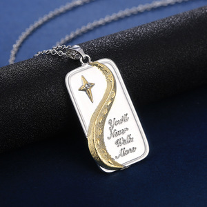 Ciondolo Dog Tag in Argento 925 con Luna Crescente e Stella Placcati Oro e Strass, Gioiello Religioso Cristiano, Regalo Unisex Classico - Product Image 1
