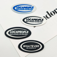 En gros 3D En Caoutchouc Souple Étiquettes Patchs En Plastique De Silicone Logo Badge Fer sur Pvc Patch pour Vêtements