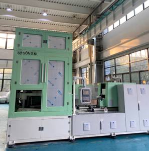 מכונת ייצור בקבוקי מים מפלסטיק PET אוטומטית, חד-שלבית, 4000 מ\\\"ל, מסוג ISBM, עם מנגנון ניפוח מתיחה, בקר Delta PLC, מסבים ומנוע. - Product Image 1