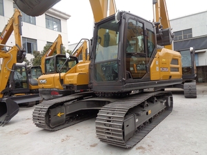 Excavadora de cadenas XE200GA con capacidad de cazo de 0.9-1.2m, motor controlado por PLC, alta eficiencia y bajo consumo de combustible para - Product Image 2