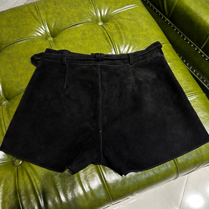 Shorts <span class=keywords><strong>in</strong></span> <span class=keywords><strong>pelle</strong></span> nera Shorts <span class=keywords><strong>in</strong></span> <span class=keywords><strong>pelle</strong></span> scamosciata <span class=keywords><strong>pantaloncini</strong></span> da donna <span class=keywords><strong>in</strong></span> vera <span class=keywords><strong>pelle</strong></span> con cintura 2025 primavera nuovi - Product Image 3