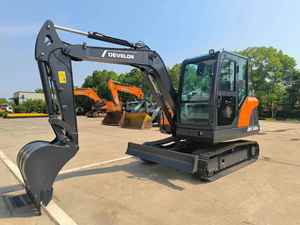 Célèbre mini-excavatrice sur chenilles Doosan DX60D de 6 tonnes avec moteur Yanmar - Product Image 1