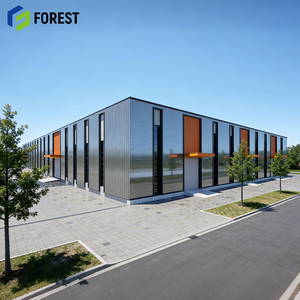 Bâtiment d'entrepôt industriel à ossature en acier, optimisé pour la performance, avec murs en panneaux sandwich isolés, usine certifiée ISO9001 - Product Image 1