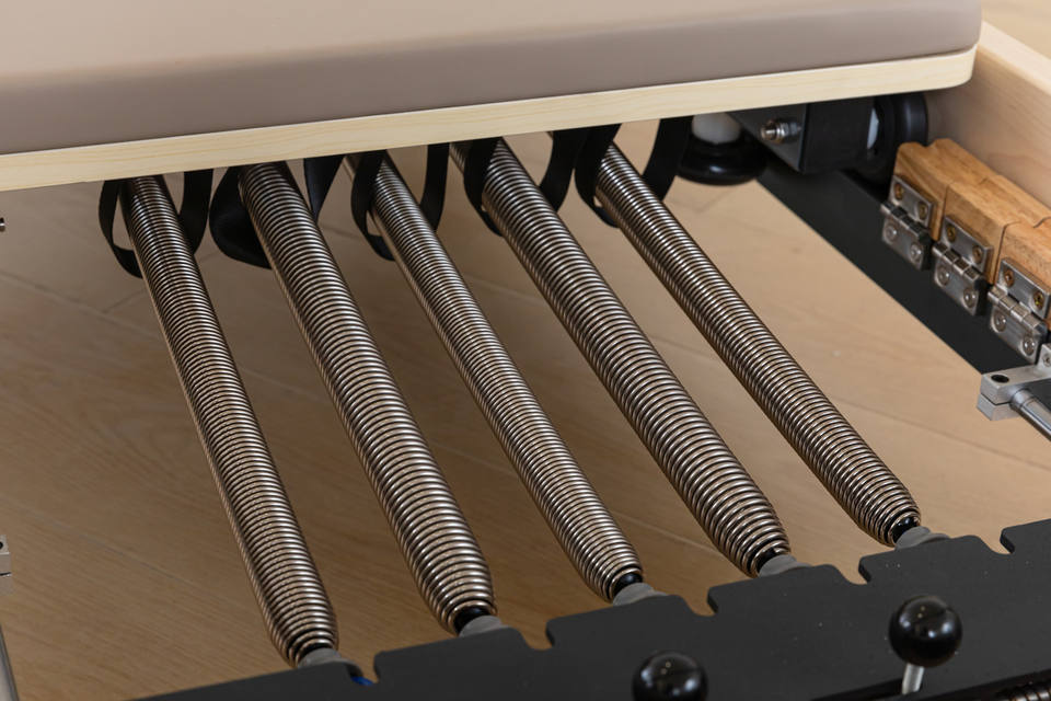 Reformer Machine Components Commercial Reformer Pilates Machine Professional Reformers De Pilates ...