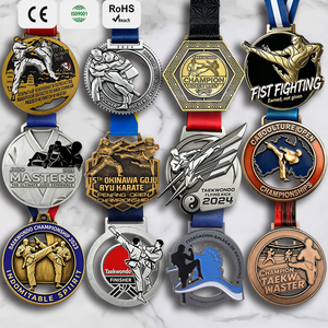 Medallas de Artes Marciales 3D con Forma Irregular Personalizada, Diseño Recortado, Medallas de Taekwondo y Karate Grabadas, Medalla Deportiva de Metal - Product Image 1