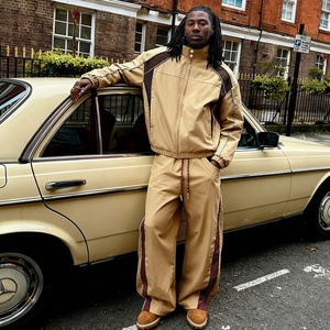 Vêtements pour hommes |   Ensemble Sportif Rétro Fonctionnel - Nouvelle Collection Automne 25 : Veste de Course Américaine et Pantalon Décontracté Large Imprimé Léopard - Product Image 1