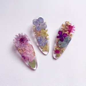 Wholesale Fashion Boho Jewelry Accessories Luxury Women's Resin Dried Pressed Flower Hair Clip Pins For Girls