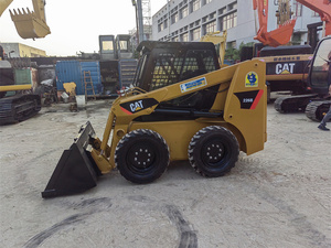 Chargeuse compacte sur chenilles CAT 226B certifiée CE EPA pour l'aménagement paysager, la construction et l'agriculture - Product Image 6