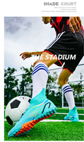 Chaussures de football à crampons longs avec semelle extérieure en TPU et empeigne en mesh
