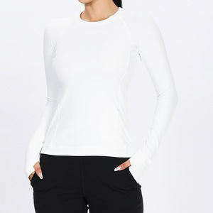 Ensemble de hauts de yoga sans coutures respirants à manches longues pour femmes avec logo frontal, séchage rapide, antibactérien, extensible et confortable pour la course à pied - Product Image 1
