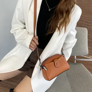 Sacs à bandoulière AndoBag pour femmes, en cuir de vache véritable, grande capacité, petit sac carré, sac à main tendance 88-160 - Product Image 3
