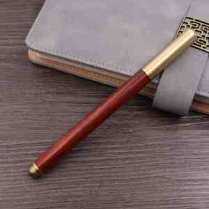 Bolígrafo de madera de bambú con logotipo grabado a láser, regalo publicitario, bolígrafo de metal de latón y madera de sándalo, bolígrafo neutro para firmas. - Product Image 3