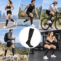 Protection professionnelle Logo coloré OEM Design de mode Chaussettes de compression de sport personnalisées Course à pied Randonnée Circulation sanguine