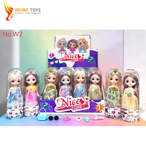Poupée en PVC 3,5 pouces pas chère en gros 2026, Princesse Lumineuse Rouge et Bleue, Jouet Tendance, Cadeau Bébé Mode pour Filles - Product Image 1