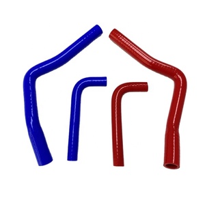 Yamaha <span class=keywords><strong>DT125</strong></span> <span class=keywords><strong>R</strong></span> 2005-2010 Kit de tuyau de radiateur en silicone essentiel pour un système de refroidissement de moto efficace - Product Image 1