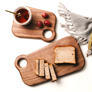 Tabla de cortar de madera de nogal negro estilo japonés, rectangular, de madera maciza, para carne, frutas y pan, para uso doméstico. - Product Image 1