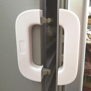 Verrou de sécurité pour réfrigérateur domestique, verrou de porte de congélateur, verrou de sécurité pour armoire enfant, anti-pincement pour bébé, outils de sécurité spécifiques pour la cuisine - Product Image 2