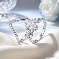Bague de fiançailles et de mariage en argent sterling 925 avec moissanite VVS en forme de couronne, personnalisée et délicate, de la marque Moyu Jewelry, pour femmes