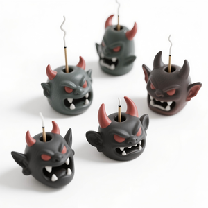 Service à thé gothique – Tasse et soucoupe Demon Hunter peintes à la main en 3D, vaisselle en céramique réutilisable et écologique, esthétique sombre personnalisée - Product Image 3