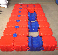 Plateforme flottante modulaire en PE à prix compétitif pour le stationnement de jet-skis et de bateaux