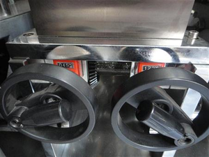 Boa Venda Embalagem Blister Automática Máquina Tablet <span class=keywords><strong>Softgel</strong></span> Gelatina Cápsula Blister Máquina De Embalagem - Product Image 2