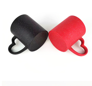 Taza de Cerámica Mágica con Asa de Corazón para Sublimación, con Purpurina y Estrellas, Termosensible que Cambia de Color, para Café, con Patrón de Foto Personalizado, Venta al por Mayor - Product Image 4