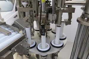 Mỹ phẩm nhôm ống điền niêm phong máy làm đầy chất lỏng thiết bị với PLC màn hình cảm ứng điều khiển - Product Image 5