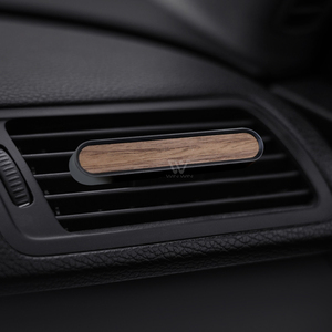 Diffuser penyegar udara mobil, penyebar parfum kayu beraroma warna polos logam mewah - Product Image 1
