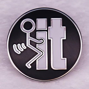 Nouvel Arrivage : Broches de revers en métal émaillé (dur et souple) en forme de figurines de briquet rondes et badges à lettres de dessin animé, articles de collection pour vêtements, vente en gros - Product Image 5