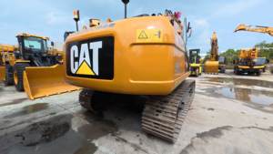 מחפר זחלי משומש CAT 320D 20 טון, מחפר גדול משומש קטרפילר 20 טון למכירה - Product Image 2