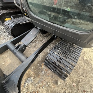 Excavadora de cadenas Hitachi ZX60 negra, equipo de construcción hidráulico, motor y cucharón - Product Image 5