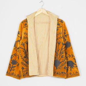 Veste en velours de luxe pour femmes, brodée au style Suzani, artisanale traditionnelle, faite à la main, style bohème vintage, motif floral, boutique de mode, vente en gros - Product Image 2
