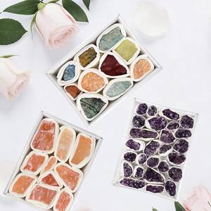 Coffrets de <span class=keywords><strong>Pierres</strong></span> Naturelles de Guérison en Cristal, Vente Chaude, Différents <span class=keywords><strong>Minéraux</strong></span> Bruts pour Cadeau - Product Image 4