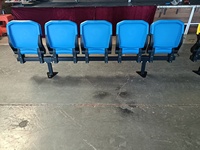 Chaise d'extérieur à rabat pour stade Gradins télescopiques en métal Tribune mobile Siège pour stade de basket-ball