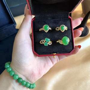 Jialin Kerstcadeaus Ins Hot Burma <span class=keywords><strong>Jade</strong></span> <span class=keywords><strong>Ring</strong></span> Mode Sieraden Ringen Sieraden Vrouwen Van De Klassieke Bulkvoorraad - Product Image 3